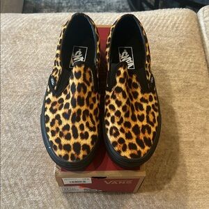 Vans Wild Leopard Slip-On Sneakers Brand new!
